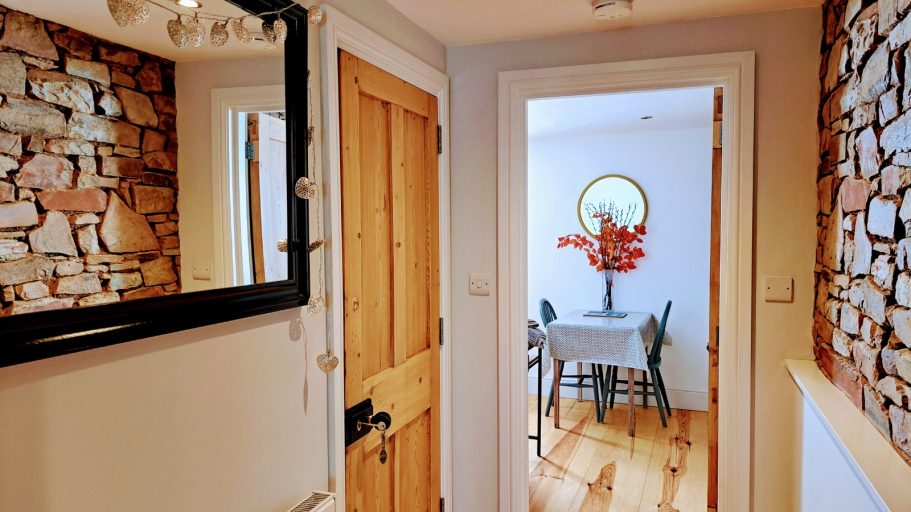 Table for two The dining table